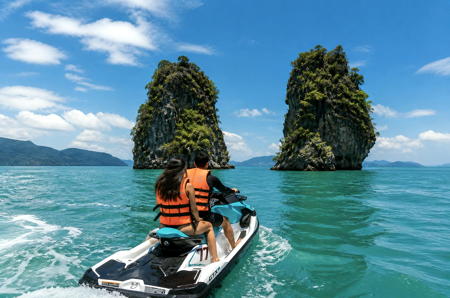Jet ski Phuket: rental, tours and safety